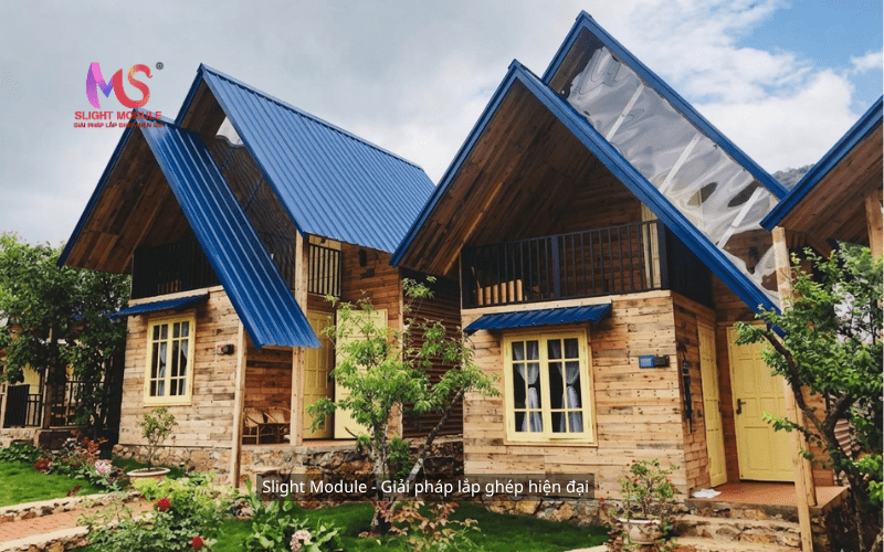 Bungalow lợp Tôn nhựa PU