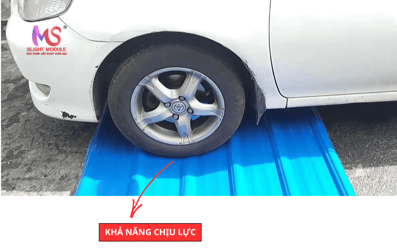Kiểm chứng khả năng chịu lực của Tôn xốp PU