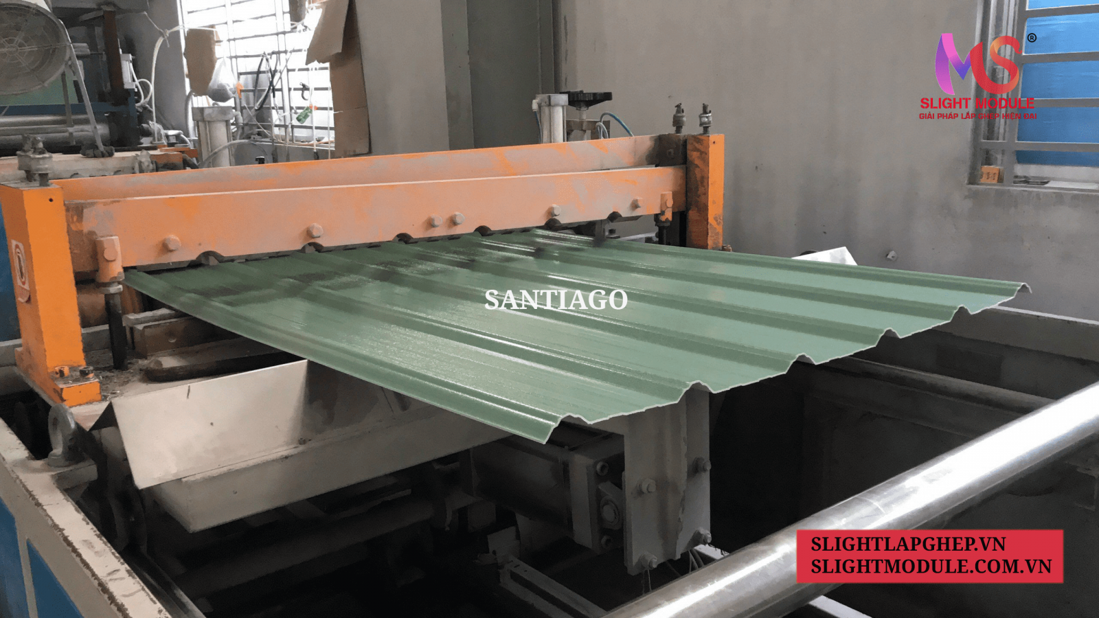 ton-nhua-santiago