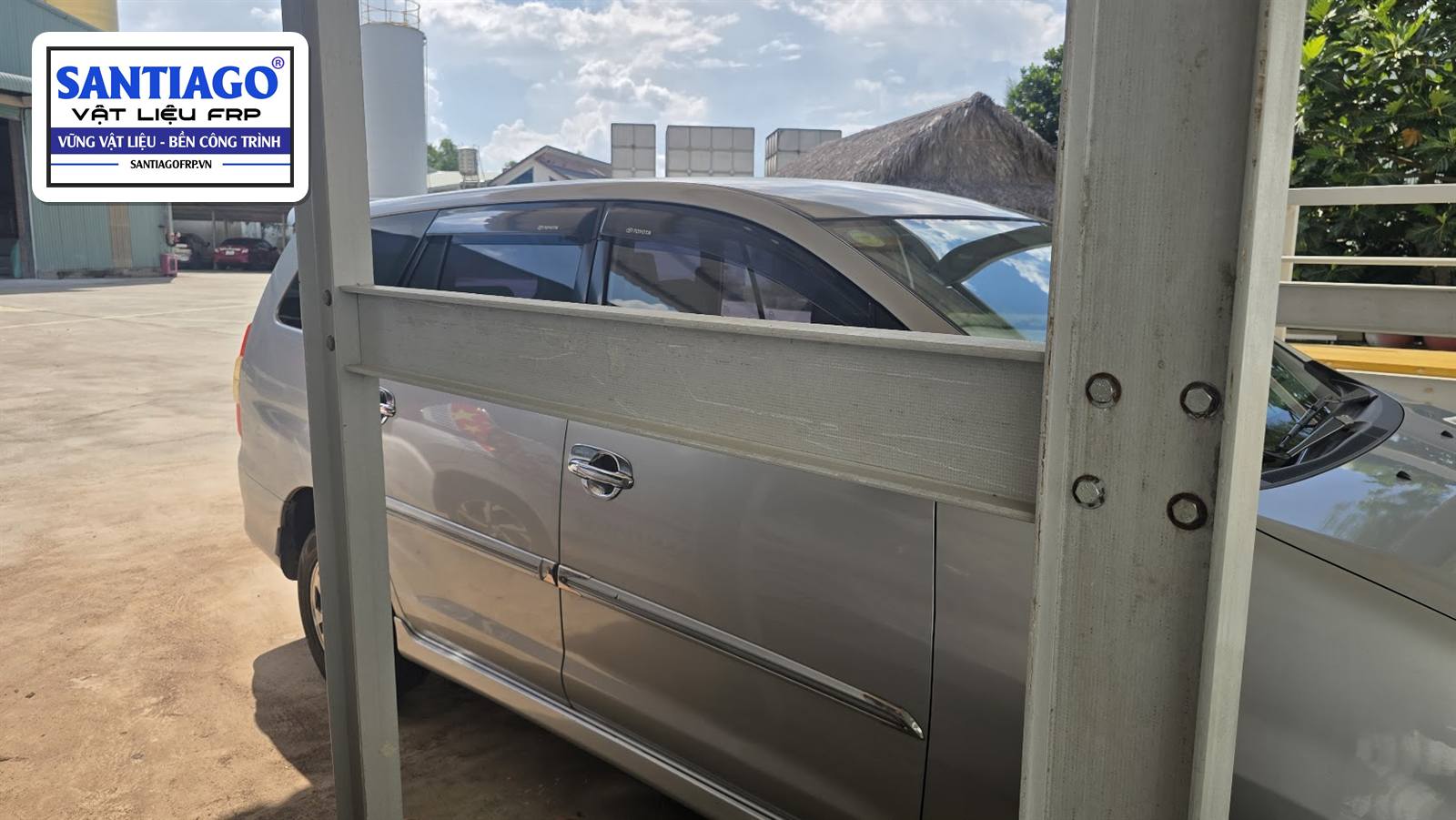 Mối nối khung FRP cạnh xe